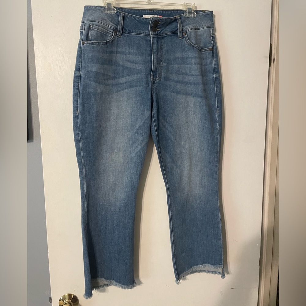 Size 12 Cabi Hi-Low Crop, NWOT, never worn